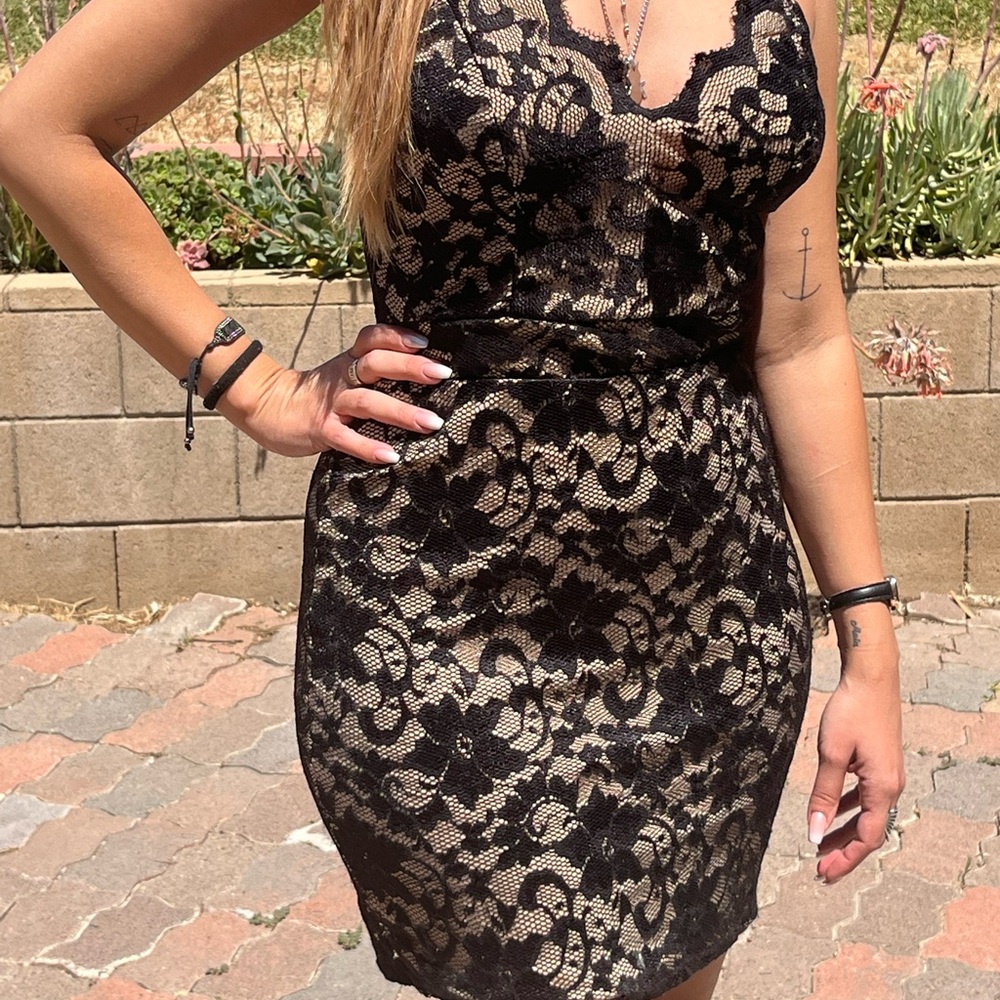 Black lace cocktail dress 🖤